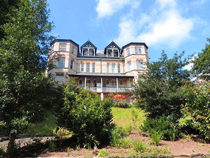 2 Bedroom Flat For Sale In Torrs Park, Ilfracombe, EX34