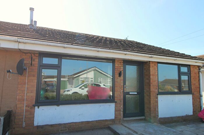 2 Bedroom Bungalow To Rent In Birch Grove, Rhyl, Denbighshire, LL18