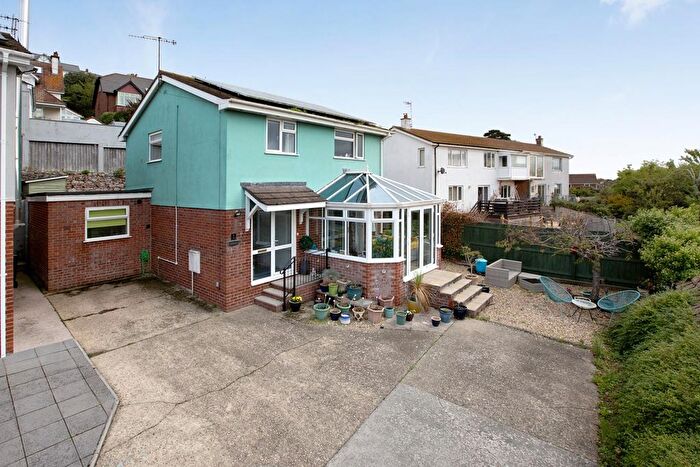 3 Bedroom Detached House For Sale In Orchard Close, Dawlish, EX7