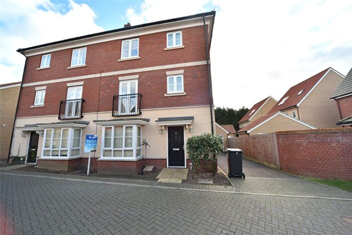 5 Bedroom Semi-Detached House To Rent In Bridge Farm Close, Mildenhall, Bury St Edmunds, Suffolk, IP28