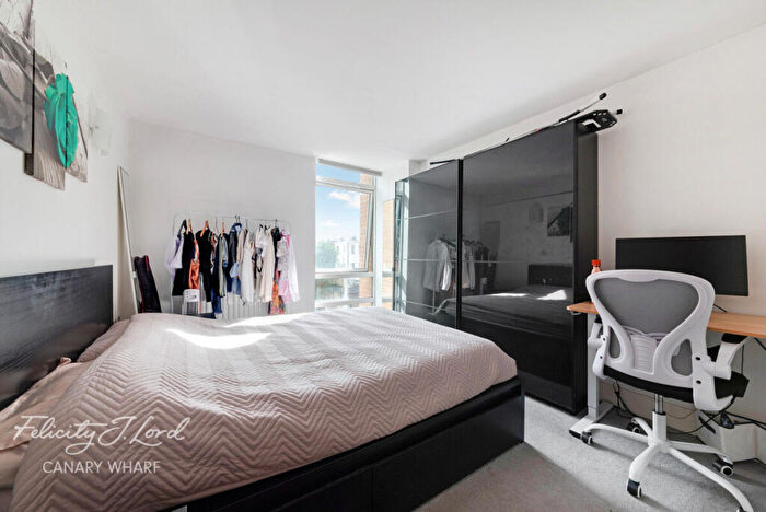 1 Bedroom Apartment For Sale In Nash House, Cassilis Road, London, E14