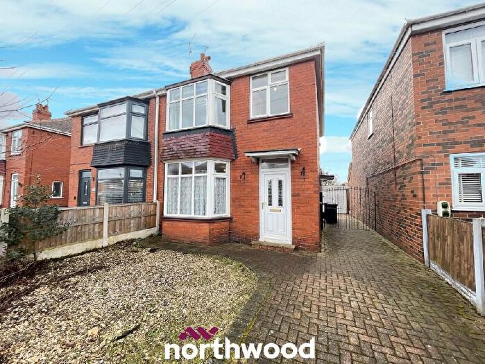 3 Bedroom Semi-Detached House To Rent In Masefield Road, Wheatley Hills, Doncaster, DN2