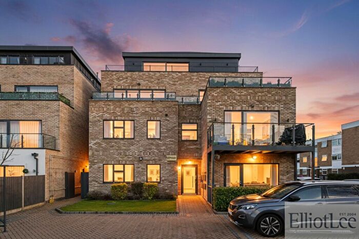 2 Bedroom Apartment For Sale In Pristine House, Harrowdene Road, Wembley, HA0