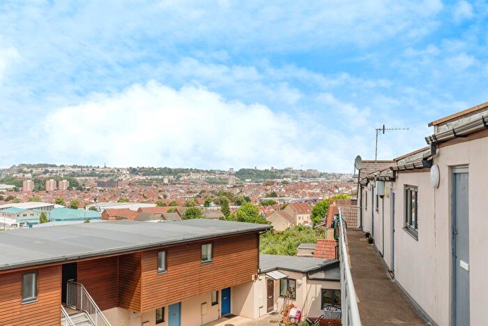 Studio For Sale In Bedminster Down Road, Bristol, BS13