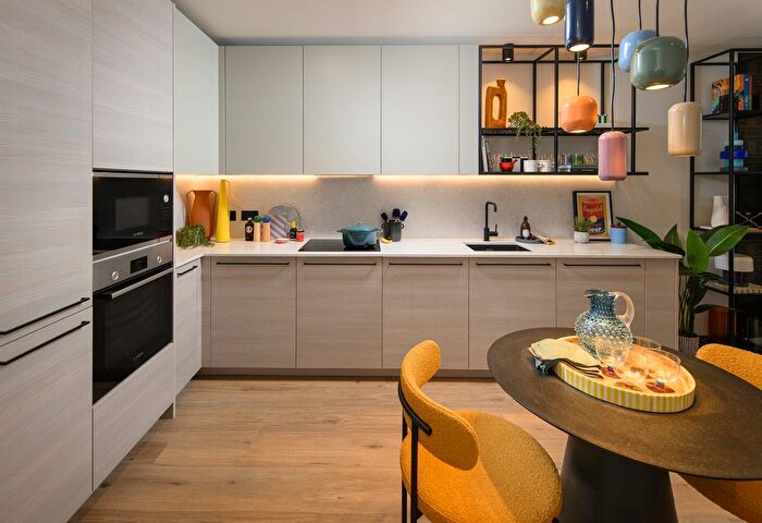 1 Bedroom Flat For Sale In Leven Road, London, E14