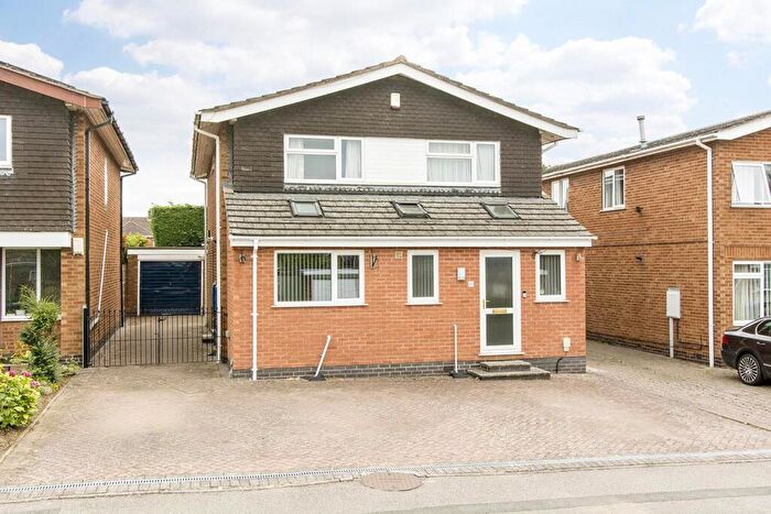 4 Bedroom Detached House For Sale In Tennyson Road, Lutterworth, LE17