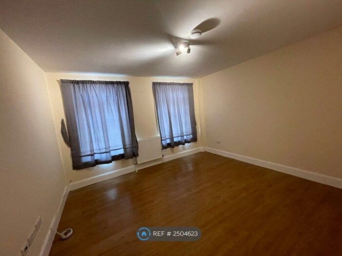 1 Bedroom Flat To Rent In Greenford Road, Greenford, UB6