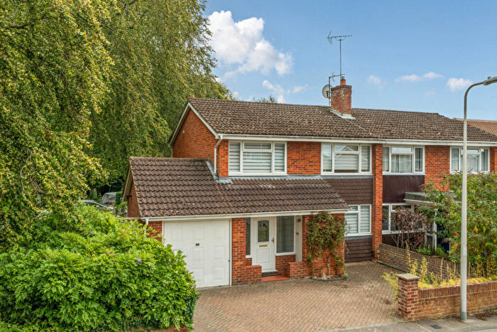 3 Bedroom Semi Detached House For Sale In Ullswater Drive, Tilehurst, Reading, Berkshire, RG31