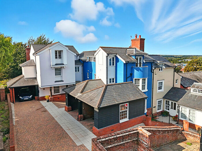 4 Bedroom Town House For Sale In Cromwell Hill, Maldon, CM9