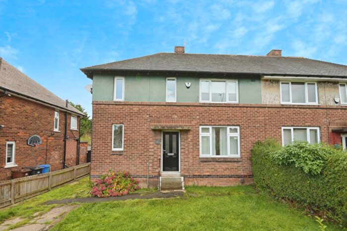 3 Bedroom Semi Detached House For Sale In Yew Lane, Sheffield, South Yorkshire, S5