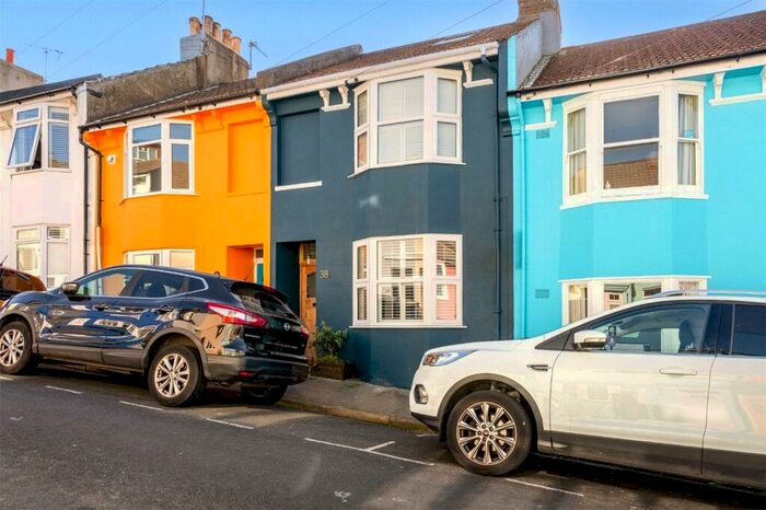 3 Bedroom Terraced House To Rent In Lynton Street, Brighton, BN2