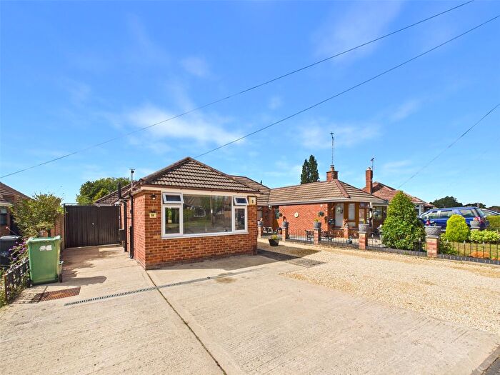 3 Bedroom Bungalow For Sale In Oxstalls Drive, Longlevens, Gloucester, GL2