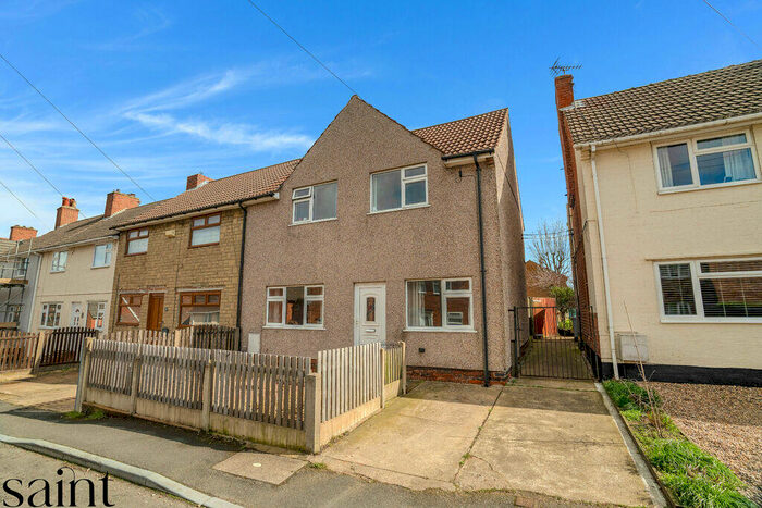 3 Bedroom End Of Terrace House To Rent In Python Hill, Rainworth, NG21