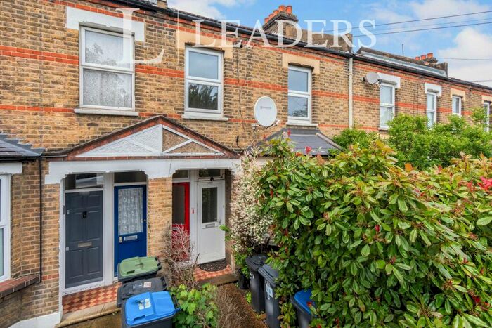 2 Bedroom Maisonette To Rent In Alexandra Road, Croydon, CR0