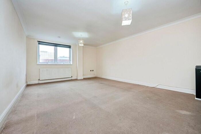 1 Bedroom Flat For Sale In Park Street, Luton, LU1