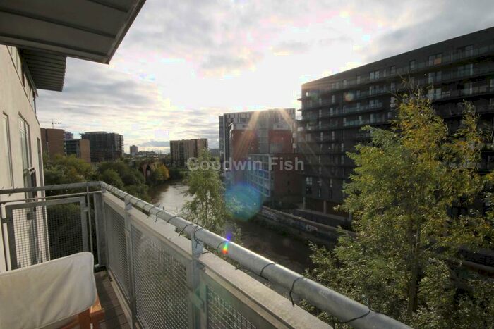 2 Bedroom Apartment To Rent In Water Street, Manchester, M3