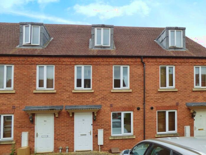 3 Bedroom Terraced House To Rent In Huxley Court, Stratford-upon-Avon, CV37
