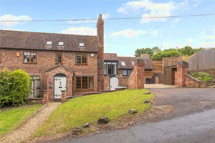 4 Bedroom Semi-Detached House For Sale In Wainlode Hill, Norton, Gloucester, Gloucestershire, GL2