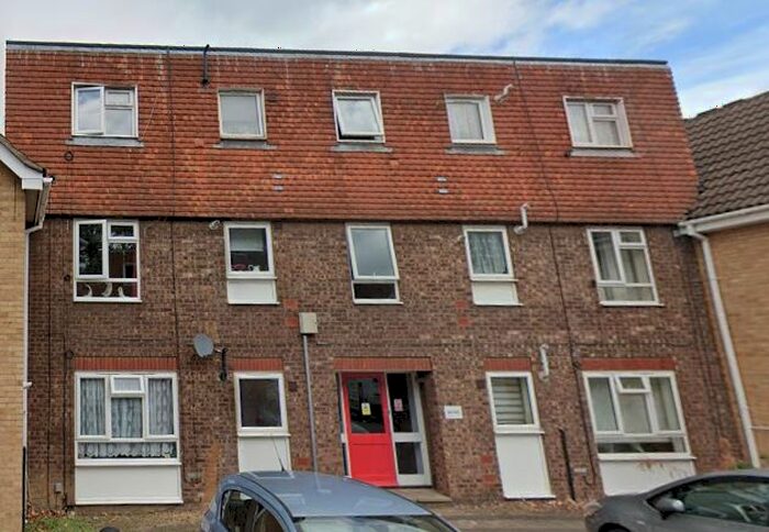 1 Bedroom Flat To Rent In Axiom Avenue, Peterborough, Cambridgeshire, PE3