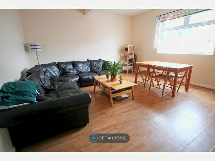 5 Bedroom Terraced House To Rent In Richards Street, Cardiff CF24