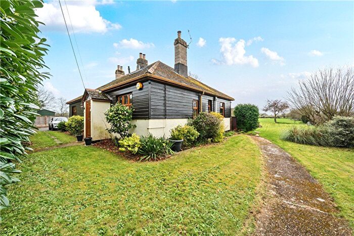 3 Bedroom Detached House For Sale In Highwood Lane, Romsey, Hampshire, SO51