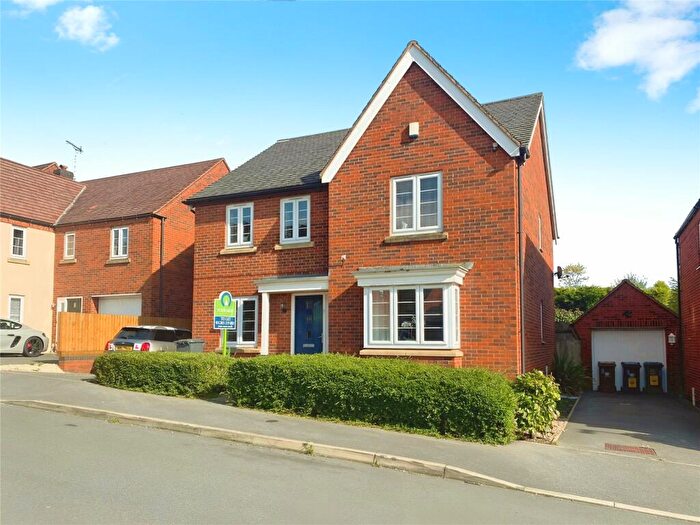 4 Bedroom Detached House To Rent In Edinburgh Road, Church Gresley, Swadlincote, Derbyshire, DE11