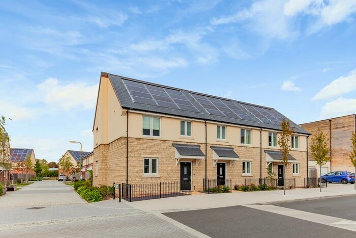 2 Bedroom Semi-Detached House To Rent In Charlotte Avenue, Bicester, OX27