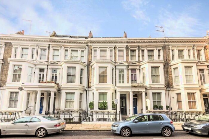 2 Bedroom Flat To Rent In Edith Grove, Chelsea, SW10