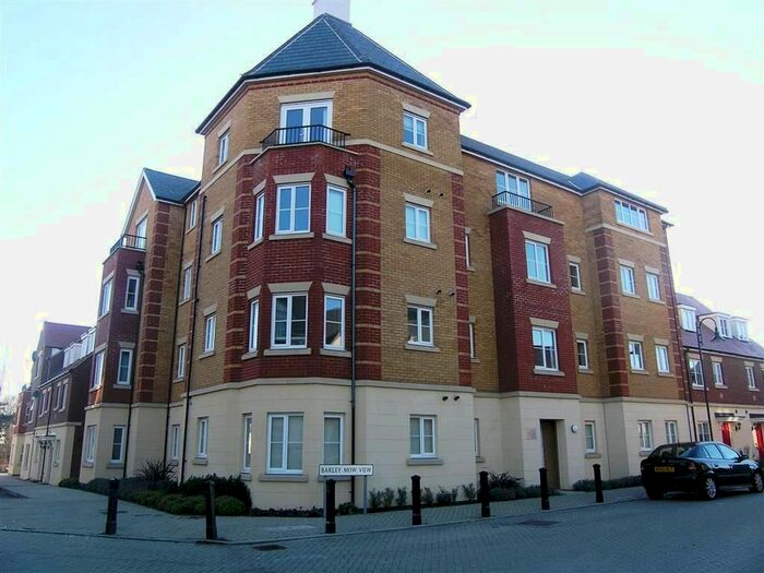 2 Bedroom Property To Rent In Barleymow View, Repton Park, Ashford, TN23