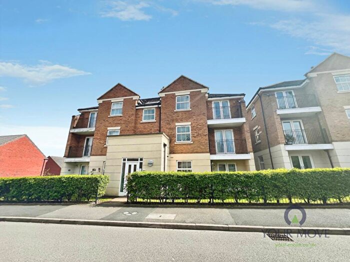 2 Bedroom Flat For Sale In Attingham Drive, Dudley, West Midlands, DY1