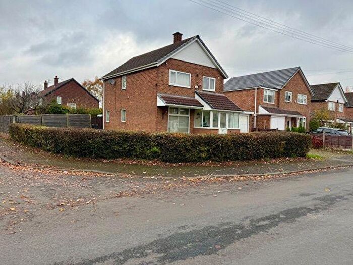 3 Bedroom Detached House For Sale In Pasture Field Road, Peel Hall, Manchester, M22
