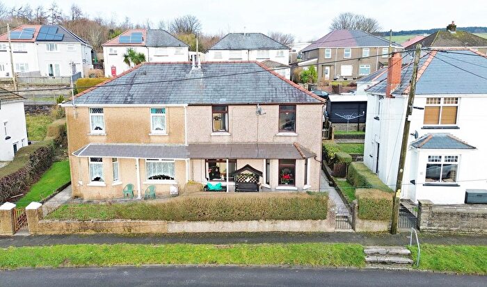 3 Bedroom Semi-Detached House For Sale In Coed Bychan Crescent, Llanharan, Pontyclun, Rhondda Cynon Taff., CF72