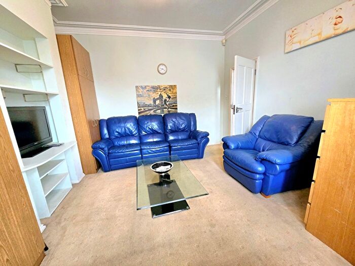 4 Bedroom Terraced House To Rent In Brent View Road, London, NW9