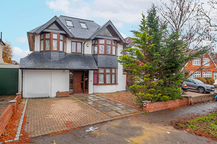 7 Bedroom Detached House For Sale In Collingwood Avenue, Surbiton, KT5