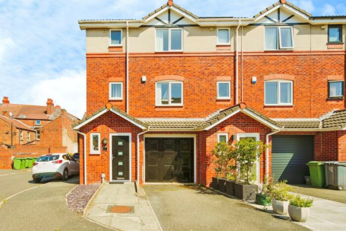 3 Bedroom End Terrace House For Sale In Sandrock Close, Wallasey, CH45
