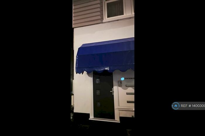 3 Bedroom Flat To Rent In Station Road, Bognor Regis, PO21