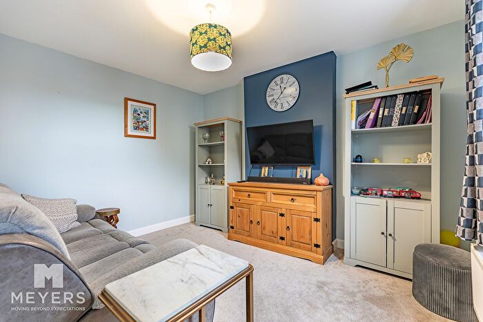 3 Bedroom Detached House For Sale In Albert Road, Poole, BH12