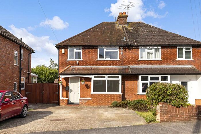 3 Bedroom House To Rent In Whitemore Road, Guildford, GU1