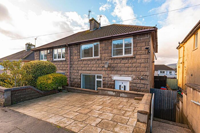 3 Bedroom Semi-Detached House For Sale In Graig Park Lane, Newport, NP20