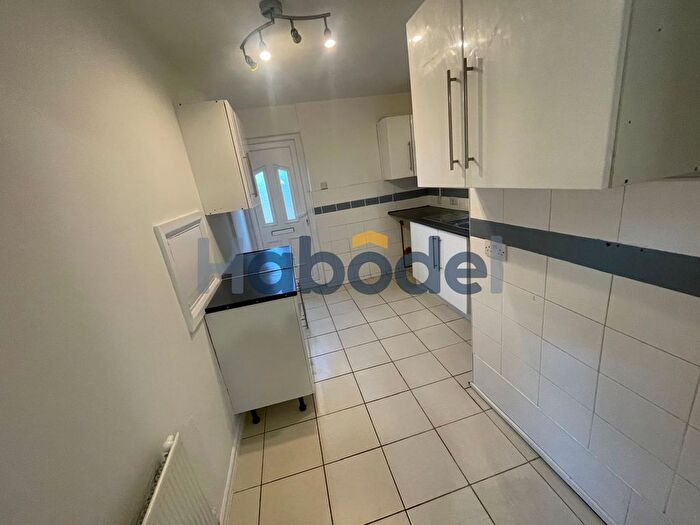 3 Bedroom Semi-Detached House To Rent In Otley, Leeds, LS21