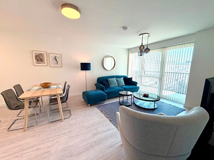 2 Bedroom Flat For Sale In , UB3