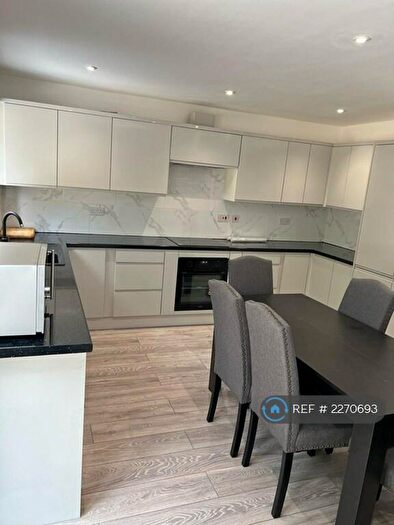 6 Bedroom Terraced House To Rent In Prior Deram Walk, Coventry, CV4