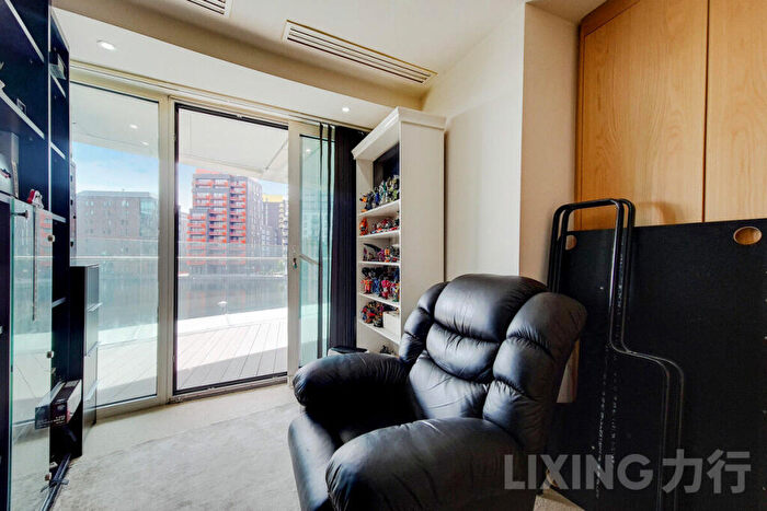 3 Bedroom Apartment For Sale In Crossharbour Plaza, Canary Wharf, E14