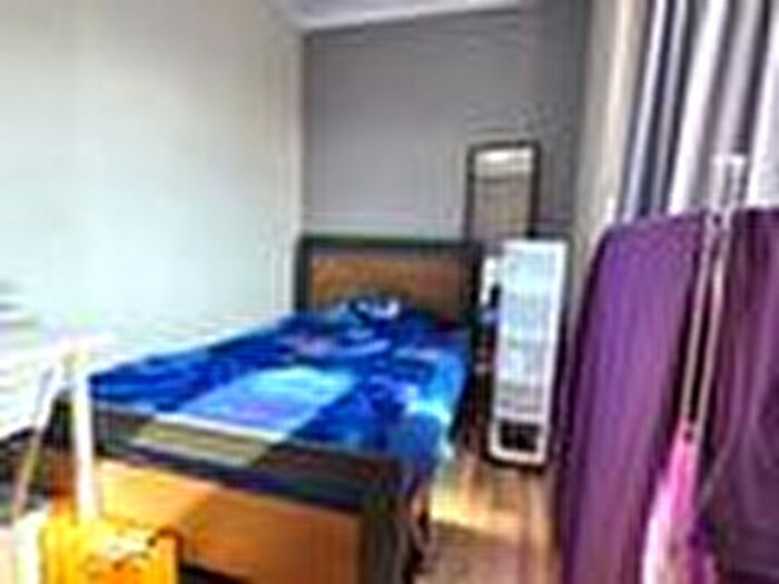 2 Bedroom Flat For Sale In Church Road, London, E12