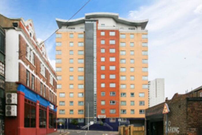 Studio For Sale In Hainault Street, Ilford, IG1