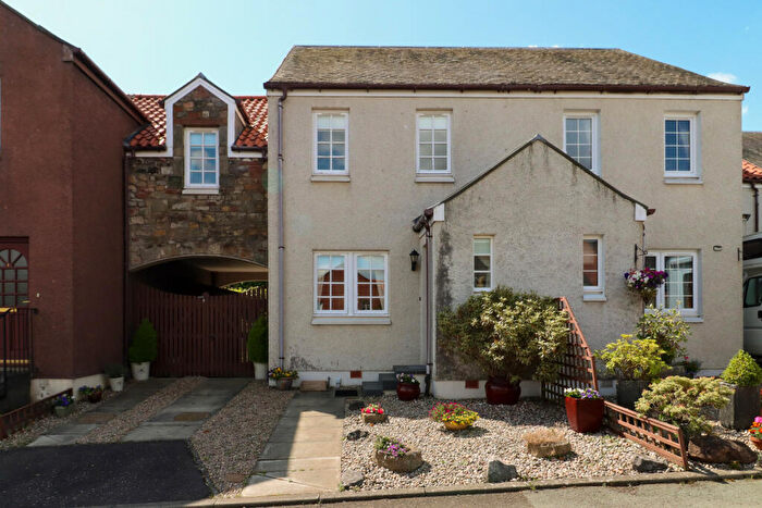 3 Bedroom Terraced House For Sale In Bowie Hill, Auchtermuchty, KY14