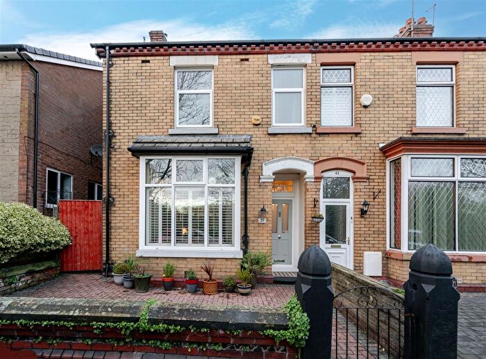 Property For Sale In Station Road, Kearsley, Bolton, BL4