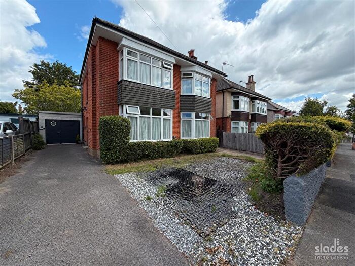 4 Bedroom Detached House For Sale In Firs Glen Road, Talbot Park, Bournemouth, BH9