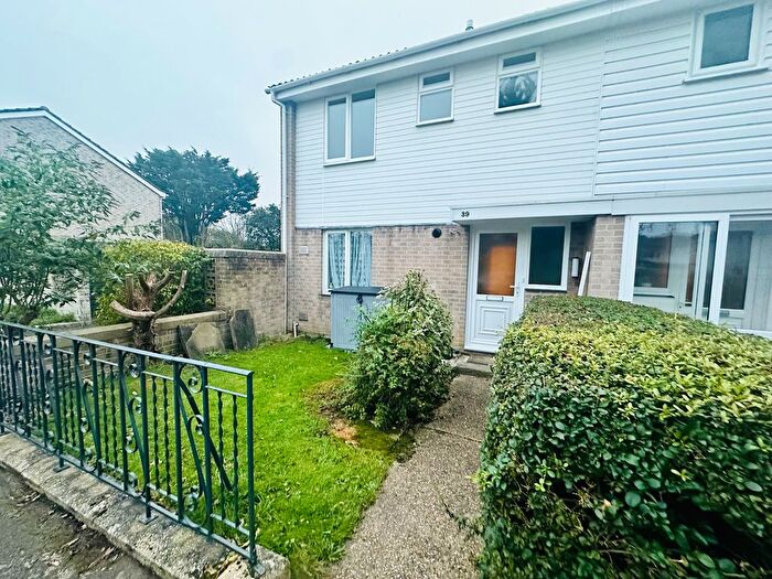 3 Bedroom Property To Rent In Cheshire Drive, Bournemouth, BH8