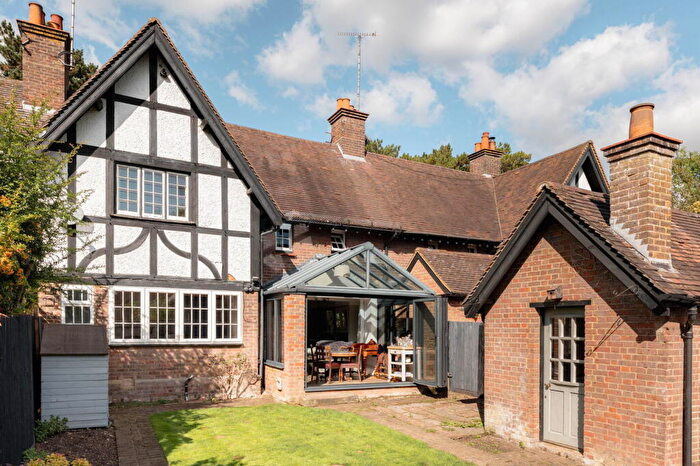 3 Bedroom Terraced House For Sale In New Villas, Tring Station, Tring, Hertfordshire, HP23